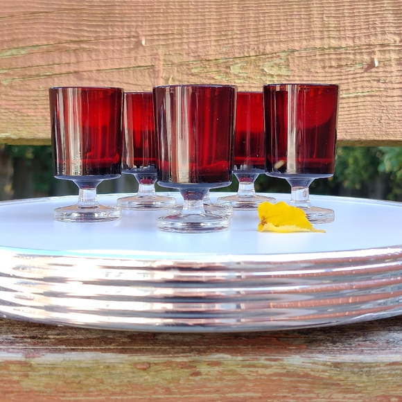 6 vintage Luminarc Cavalier Shot Glasses | Ruby Red ♥️ - Picture 3 of 7